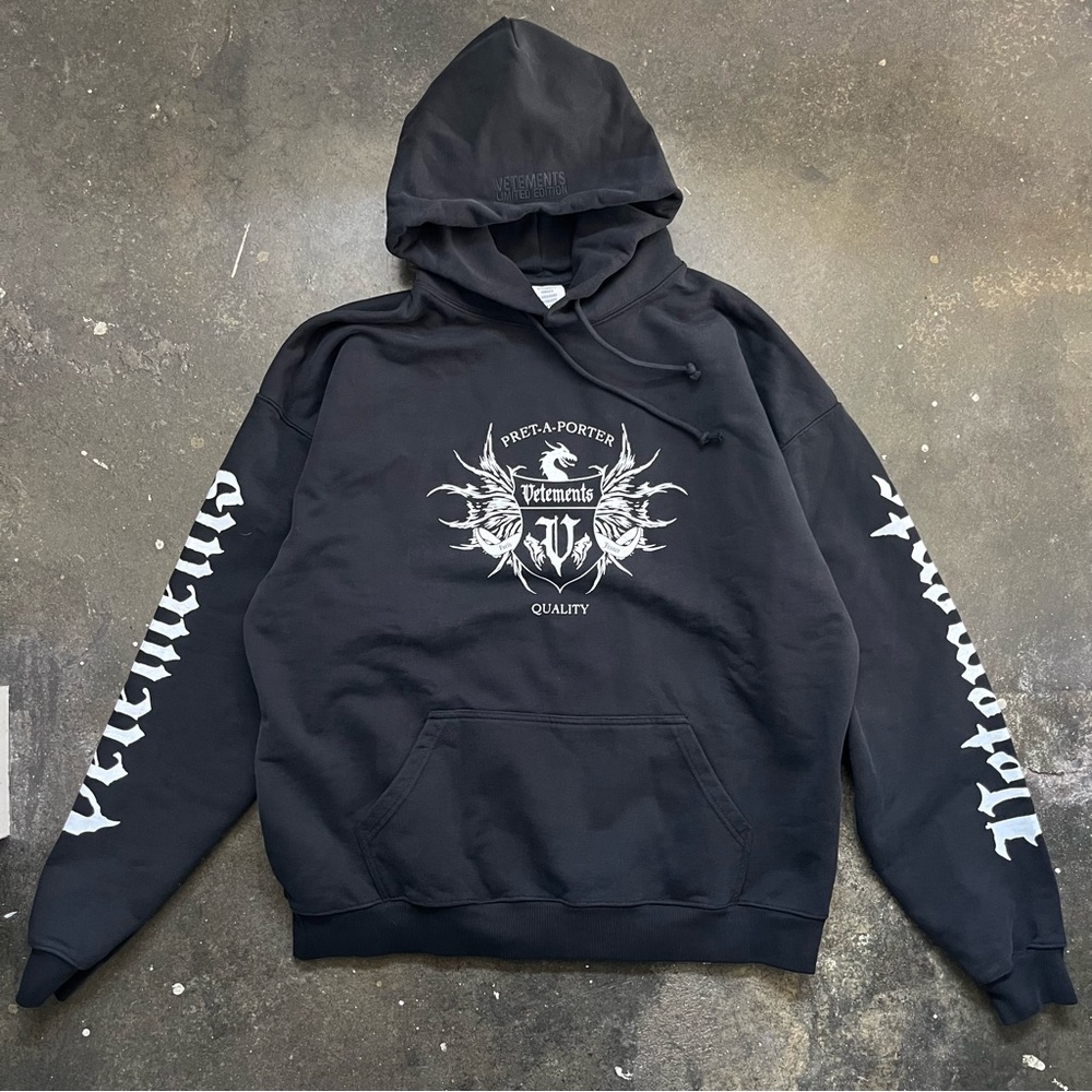 Vetements Black and White Graphic Hoodie Sweatshirt